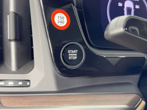 Used 2026 Porsche Cayenne E-Hybrid image 25