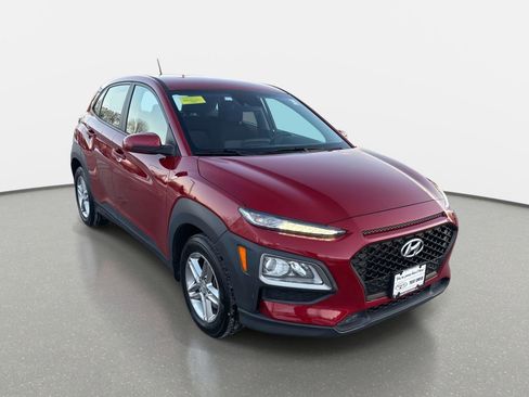 Used 2021 Hyundai Kona SE w/ Cargo Package image 3
