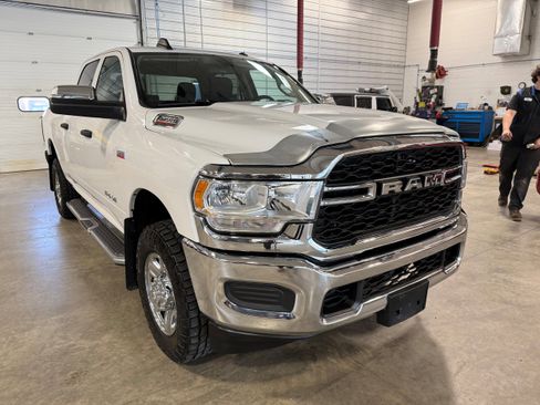 Used 2020 RAM 2500 Tradesman w/ Chrome Appearance Group AWD/4WD image 1