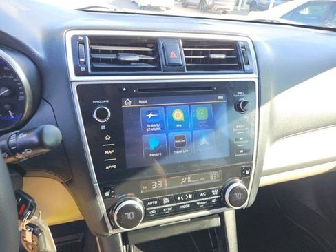 Used 2019 Subaru Outback 2.5i Premium image 18