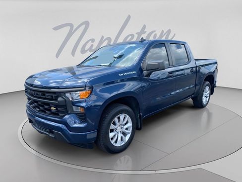 Used 2022 Chevrolet Silverado 1500 Custom RWD image 1