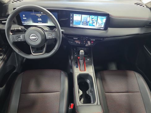 New 2026 Nissan Kicks SR w/ Cold Weather Package AWD/4WD image 9