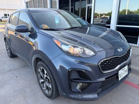 Used 2020 Kia Sportage LX FWD image 3