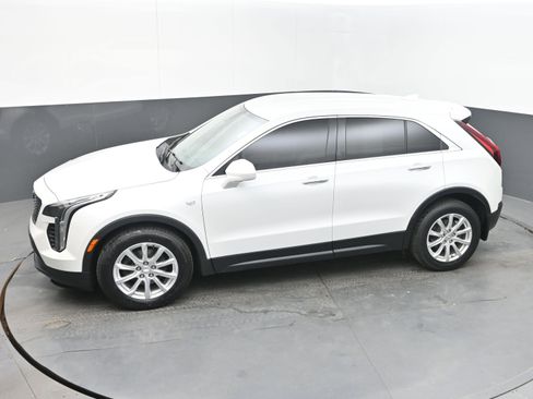 Used 2019 Cadillac XT4 Luxury FWD image 32
