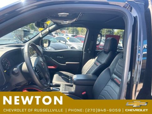 Used 2025 Nissan Frontier Pro-X w/ Pro Premium Package RWD image 4