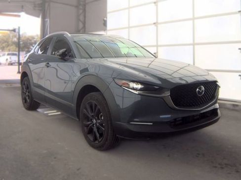 Used 2025 MAZDA CX-30 AWD 2.5 S w/ Preferred Package image 3