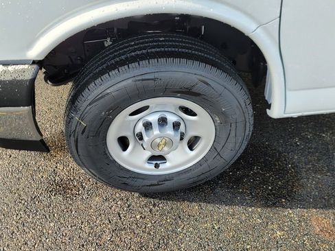 New 2025 Chevrolet Express 2500 Work Van w/ Communications Package image 6