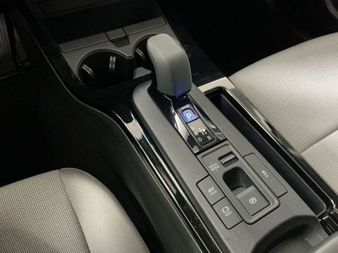 Used 2024 Toyota Prius LE image 13