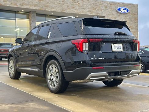 New 2026 Ford Explorer Platinum image 57