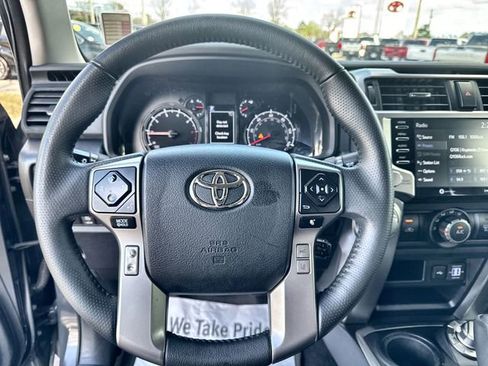 Used 2024 Toyota 4Runner SR5 image 23