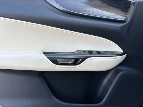 Used 2024 Lexus NX 250 FWD image 11