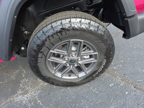 Used 2024 Jeep Wrangler Sport S image 47