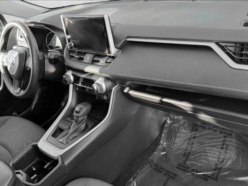 Used 2024 Toyota RAV4 XLE image 20