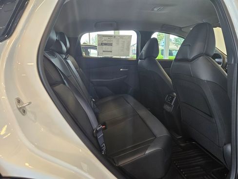 New 2026 Nissan Leaf SV+ w/ Illuminated Package FWD image 28