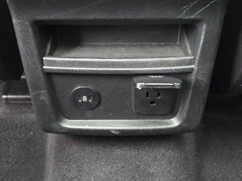 Certified 2023 Ford Edge SEL w/ Convenience Package image 17