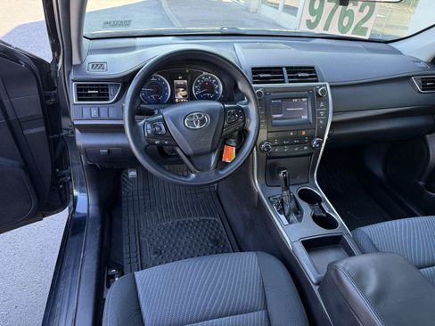 Used 2016 Toyota Camry LE FWD image 13