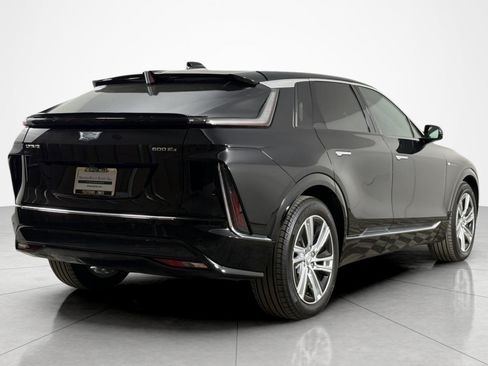 Used 2024 Cadillac Lyriq Tech AWD/4WD image 5