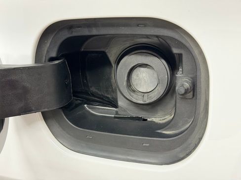 Certified 2023 Chevrolet Traverse RS w/ LPO, Floor Liner Package image 48