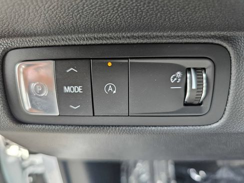 New 2026 Chevrolet Traverse LT w/ Driver Confidence Package FWD image 23