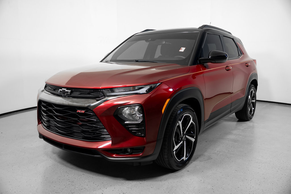 Used 2023 Chevrolet TrailBlazer RS w/ Sun and Liftgate Package FWD image 16