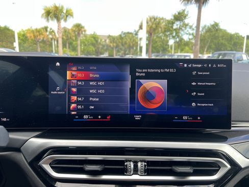 Used 2023 BMW i4 eDrive35 RWD image 23