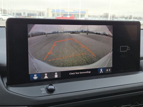 Used 2025 Honda Accord Sport image 12