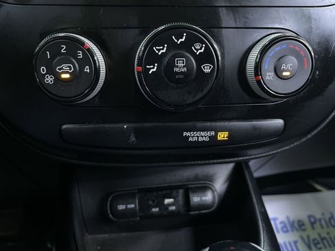 Used 2018 Kia Soul image 22