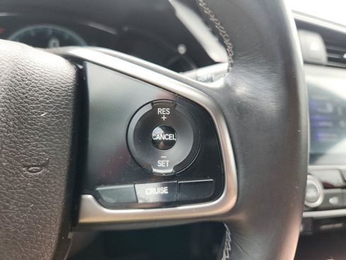 Used 2017 Honda Civic EX-L image 29