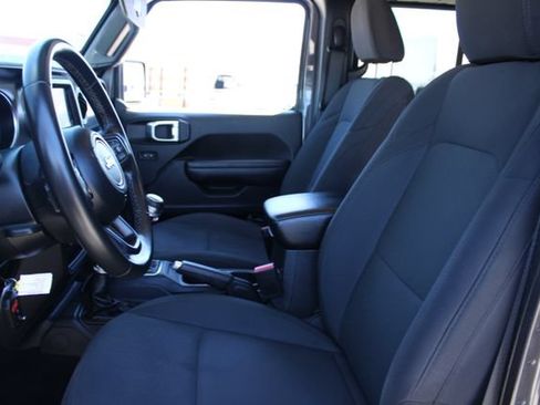 Used 2022 Jeep Wrangler Unlimited Sport AWD/4WD image 33