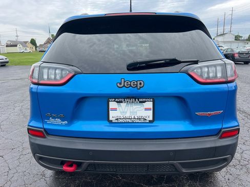 Used 2019 Jeep Cherokee Trailhawk w/ Cold Weather Group AWD/4WD image 6