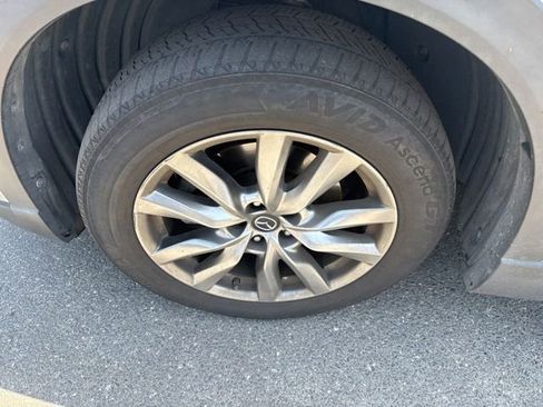 Used 2018 MAZDA CX-9 Touring AWD/4WD image 3