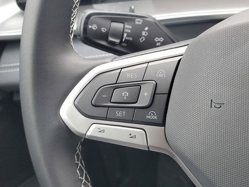 New 2026 Volkswagen Tiguan SE image 16