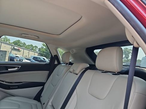 Certified 2020 Ford Edge Titanium FWD image 14