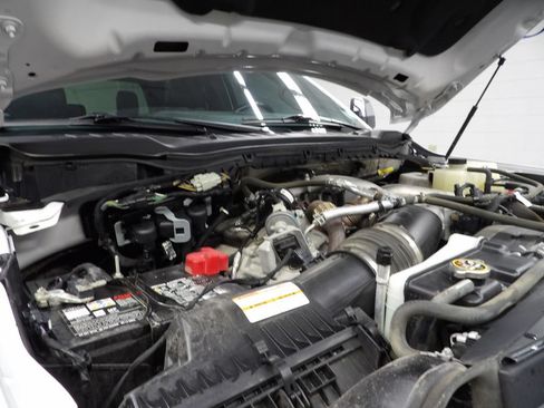 Used 2024 Ford F450 Platinum AWD/4WD image 34