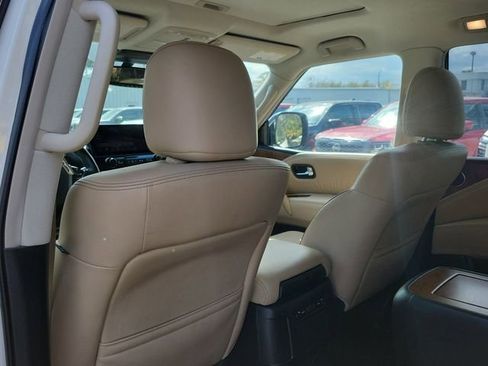 Used 2023 Nissan Armada SL w/ Captain's Chairs Package image 12