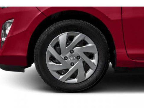 Used 2015 Toyota Prius C One image 12