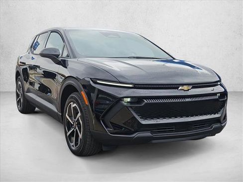 New 2026 Chevrolet Equinox EV LT image 7