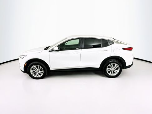 Used 2025 Buick Envista Preferred image 4