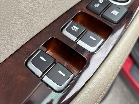 Used 2017 Kia Sorento AWD image 19