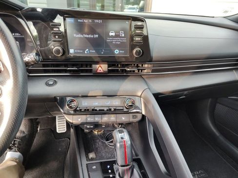 Used 2021 Hyundai Elantra N Line image 15