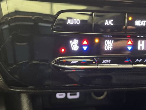 Used 2023 Chevrolet Bolt EUV Premier w/ Sun & Sound Package image 22