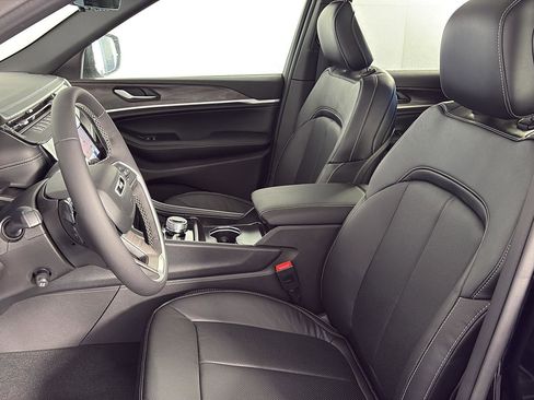 New 2026 Jeep Grand Cherokee Limited AWD/4WD image 11