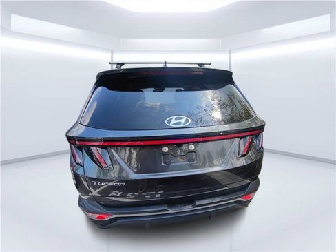 Used 2023 Hyundai Tucson SEL FWD image 3