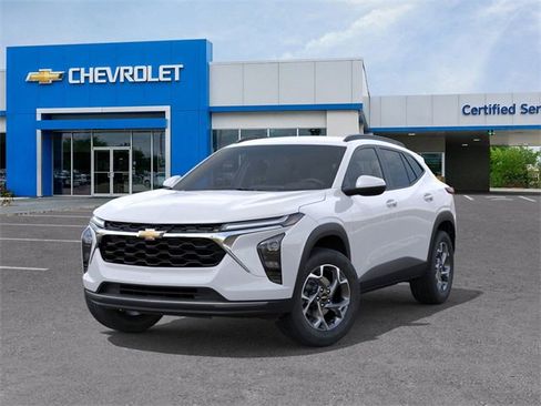 New 2026 Chevrolet Trax LT w/ Driver Confidence Package image 6