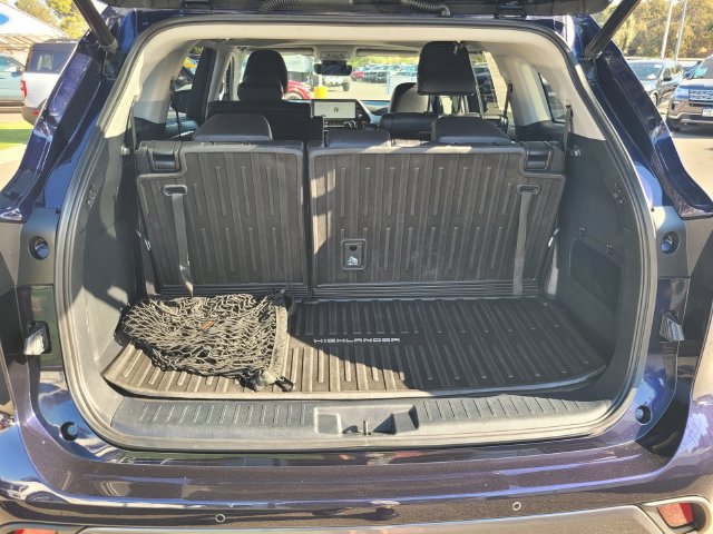 Used 2023 Toyota Highlander Limited AWD/4WD image 8