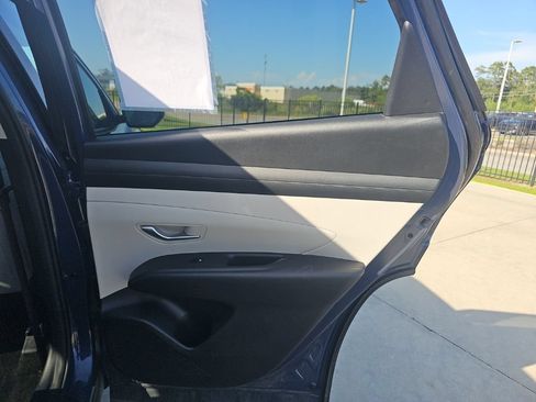 Used 2025 Hyundai Tucson SEL FWD image 16