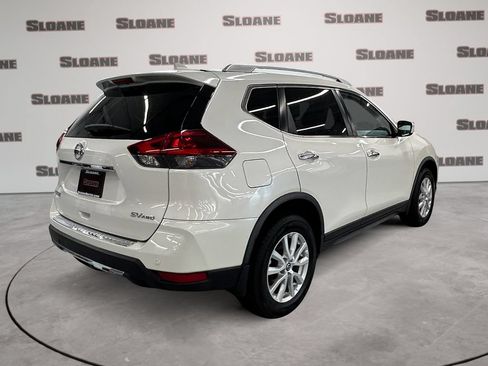Used 2020 Nissan Rogue SV AWD/4WD image 5
