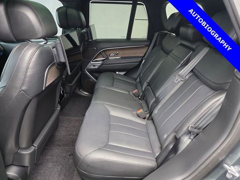 Used 2024 Land Rover Range Rover Autobiography image 14