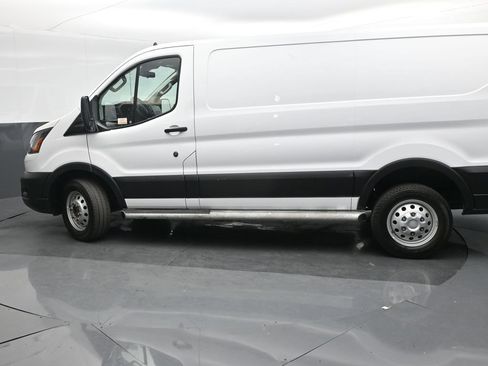 Used 2023 Ford Transit 250 Low Roof AWD w/ Exterior Upgrade Package image 21