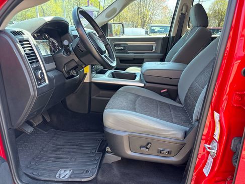 Used 2017 RAM 1500 Big Horn AWD/4WD image 9